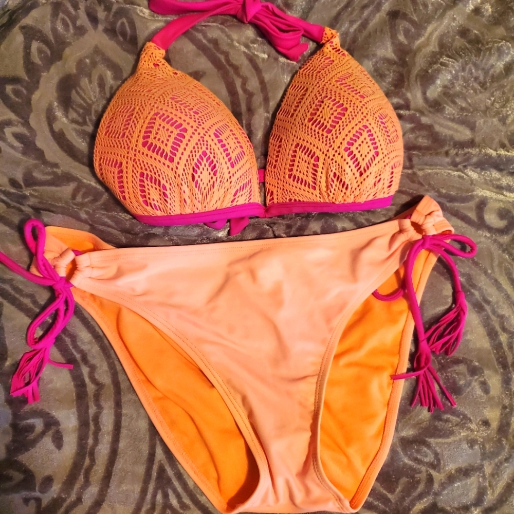 Hula Honey Bikini Size XL